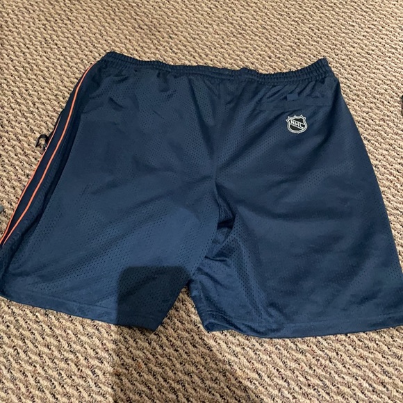Reebok Islanders navy sports shorts - Picture 5 of 6